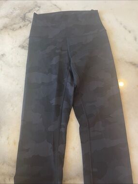 lululemon athletica Black Camo High-Rise Leggings - excellent condition